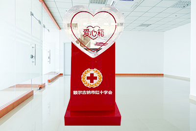 ���;����